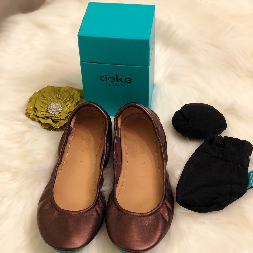 Tieks Raspberry Truffles size 7.